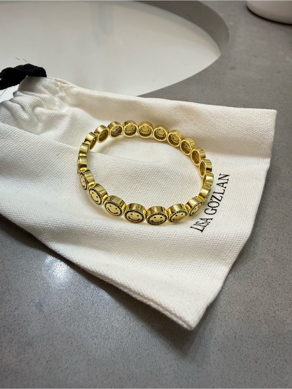 Lisa Gozlan - The Bezel Smiley Bracelet